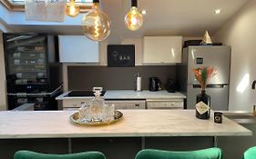 Welcome To Matteo'S Bar - Place Massena 5Min Beach